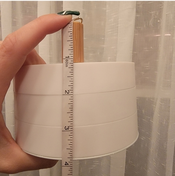 The 2 Bandits 3 Tiered Catchall Tray White Plastic NWT - Picture 9 of 10